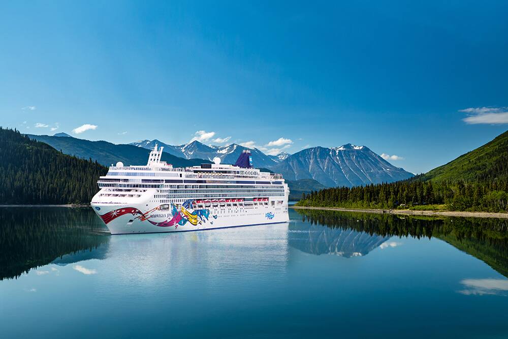 2025 Alaska Cruises: Explore Dawes Glacier or Hubbard Glacier