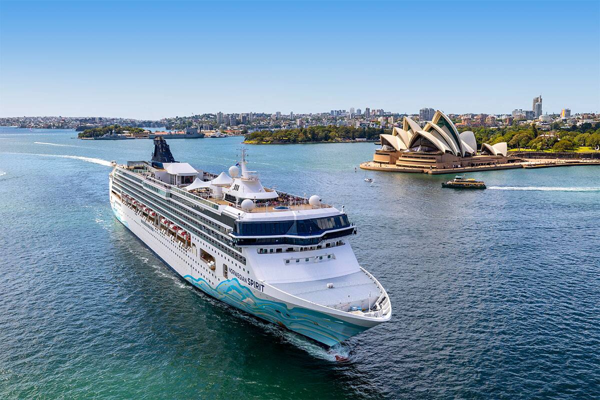 Sydney Opera House, Australia