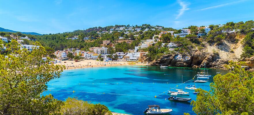 9-Day Mediterranean Round-Trip Barcelona: Italy, France & Spain