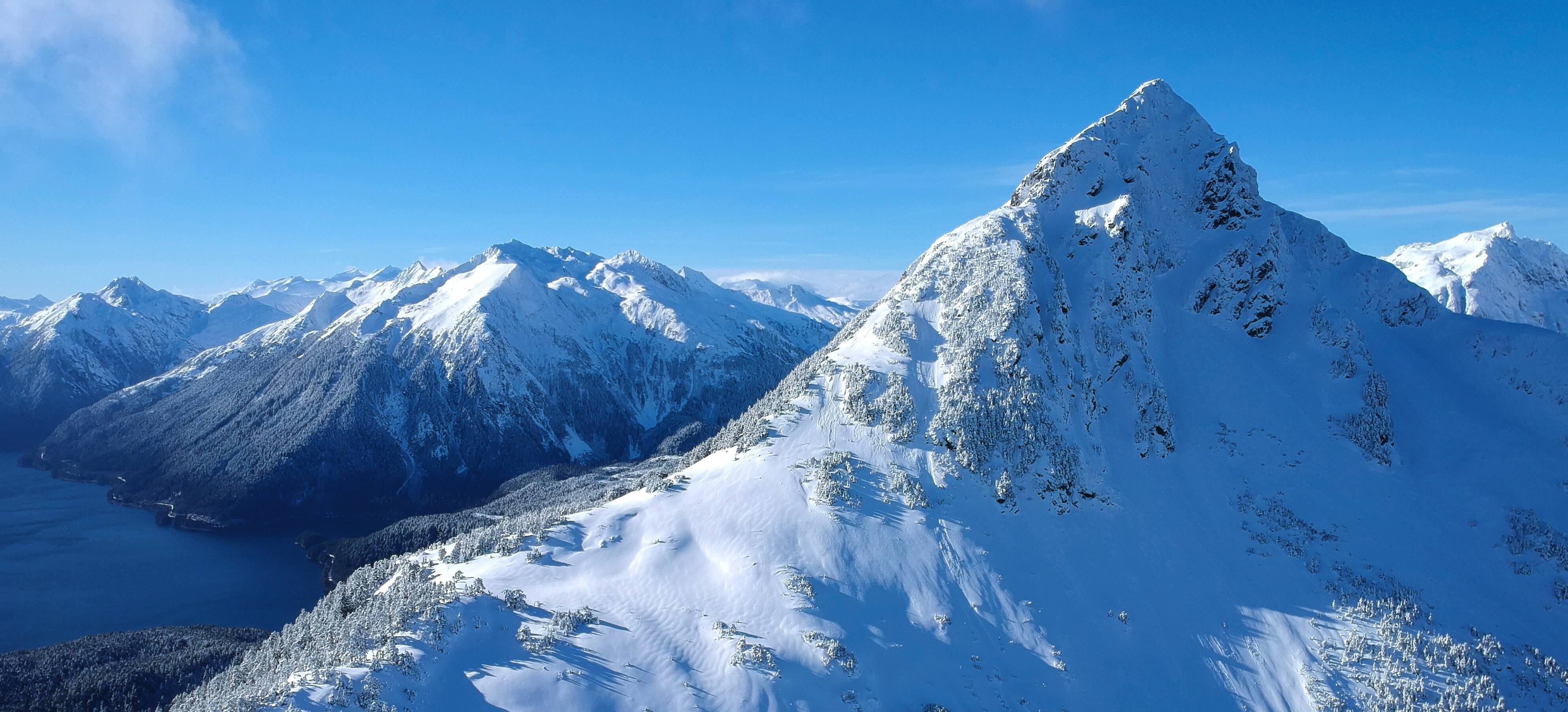 11-Day Alaska Round-trip Seattle: Dawes Glacier, Skagway & Juneau