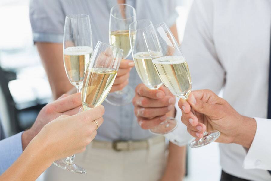 Plan a Bachelorette cruise with Norwegian Plan a Bachelorette cruise with Norwegian