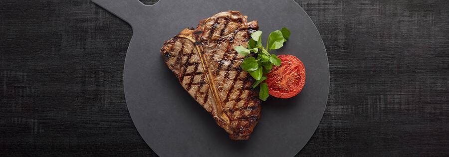 Choice Cuts at Cagney’s Steakhouse