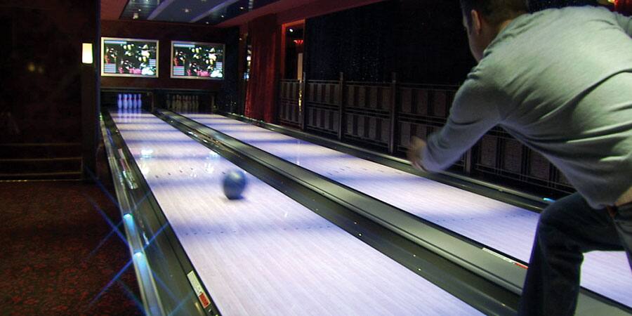 MI.PAGES.Activities.Bowling