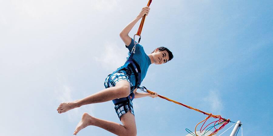 MI.PAGES.Activities.Bungee