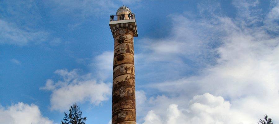 Monument to Oregon Pioneers on a Pacific Coastal cruise