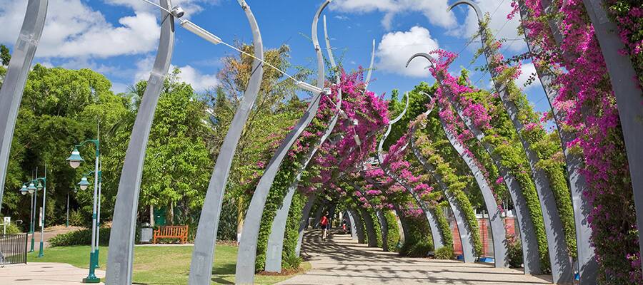 Beautiful Walkways on a Brisbane Cruise