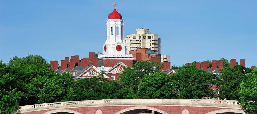 Boston cruises to Bermuda