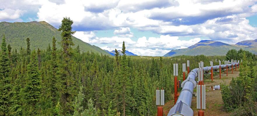 /sites/default/files/CT-AK-Fairbanks-Alaska-Pipeline-881x400_1.jpg