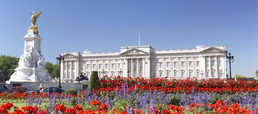 Look for the Queen when you cruise to Europe