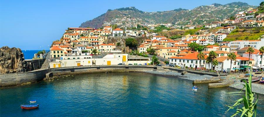 Port in fishing village Camara de Lobos