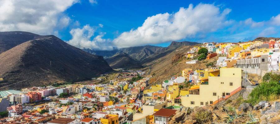 Wander through the town where you’ll find lots of picture-worthy architecture. 