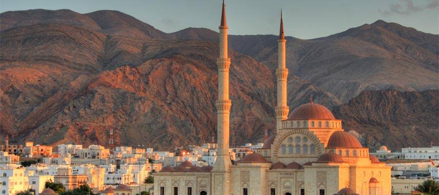 Cruise to the Grand Mosque in Muscat