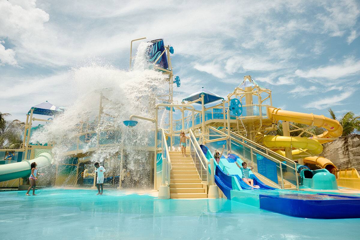 FAMILY SPLASH ZONE