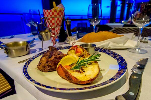Oceanview Dining on The Waterfront