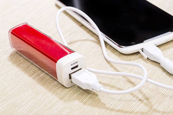 External cell phone battery