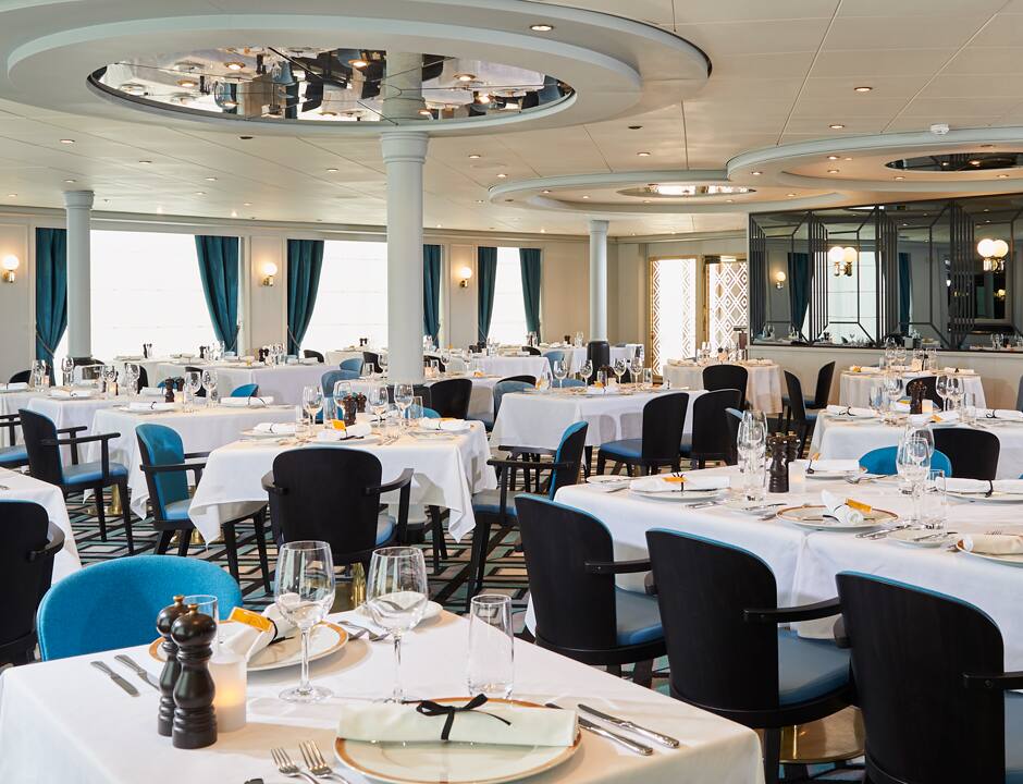 Le Bistro French restaurant