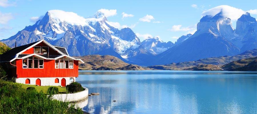 Beautiful view of Lake Pehoe