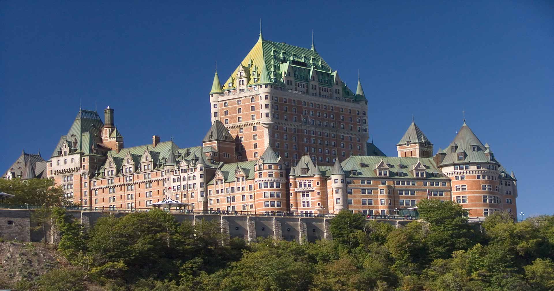 Grand Exploration Of Quebec