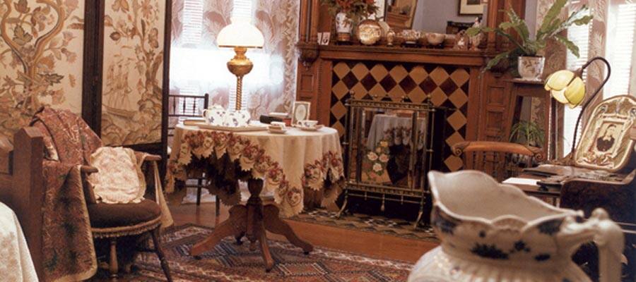 Quaint homes of Victoria on your Alaska cruise