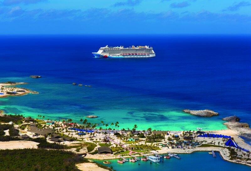 Norwegian Breakaway in Great Stirrup Cay
